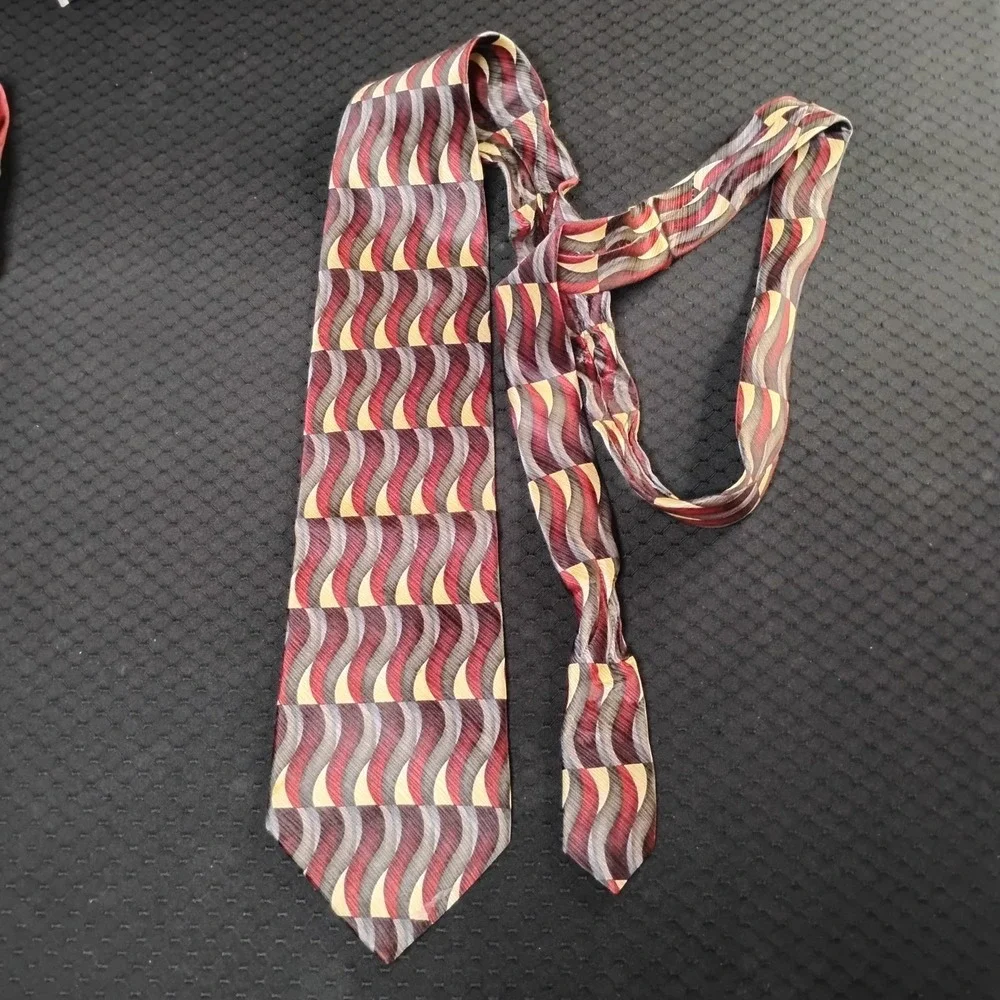 Albert Nipon Geometric Design Neckties Lot Of 3 Funky Fresh‎ Cool - N
